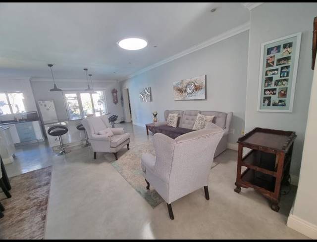 3 BEDROOM HOUSE FOR SALE IN BRACKENDOWNS